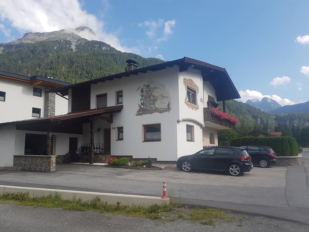 Ferienwohnungen Plattner Längenfeld Exterior foto